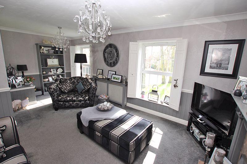 Lounge photo 2