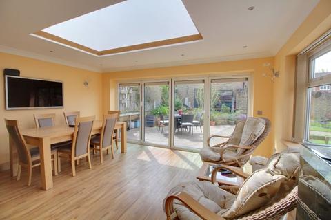 49 Beaumont Road, Purley, CR8 2EJ