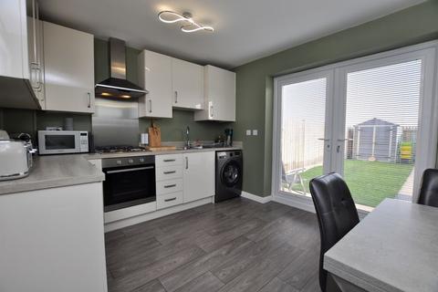 12 Ammonite Grove, Whitby, YO21 3UJ