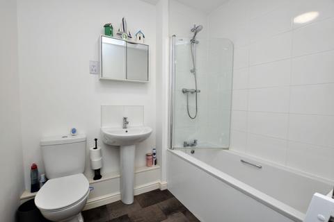 12 Ammonite Grove, Whitby, YO21 3UJ