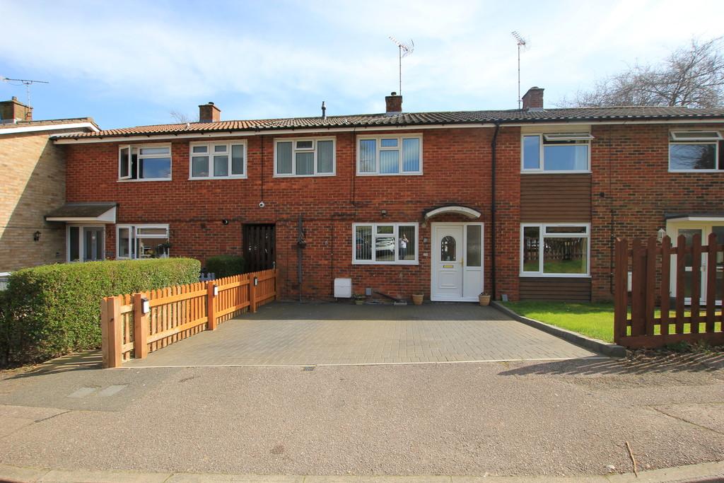 Harvey Road, Stevenage 3 bed terraced house £349,995