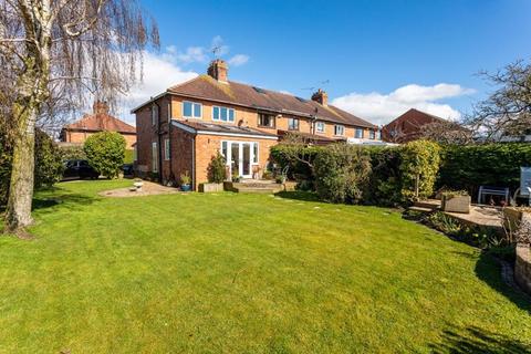 4 Blakelow Crescent, Blakelow, Nantwich, CW5 7EU