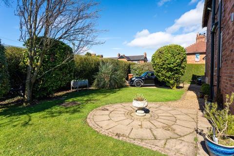 4 Blakelow Crescent, Blakelow, Nantwich, CW5 7EU