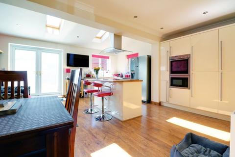39 Abbey Road, Scunthorpe, DN17 1JW