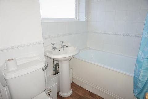 6 High Tor Close, Bromley, BR1 3LQ
