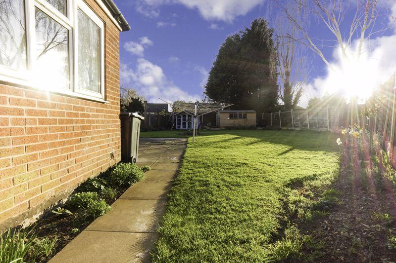 Walnut Lane, Wednesbury 3 bed semidetached house £185,000