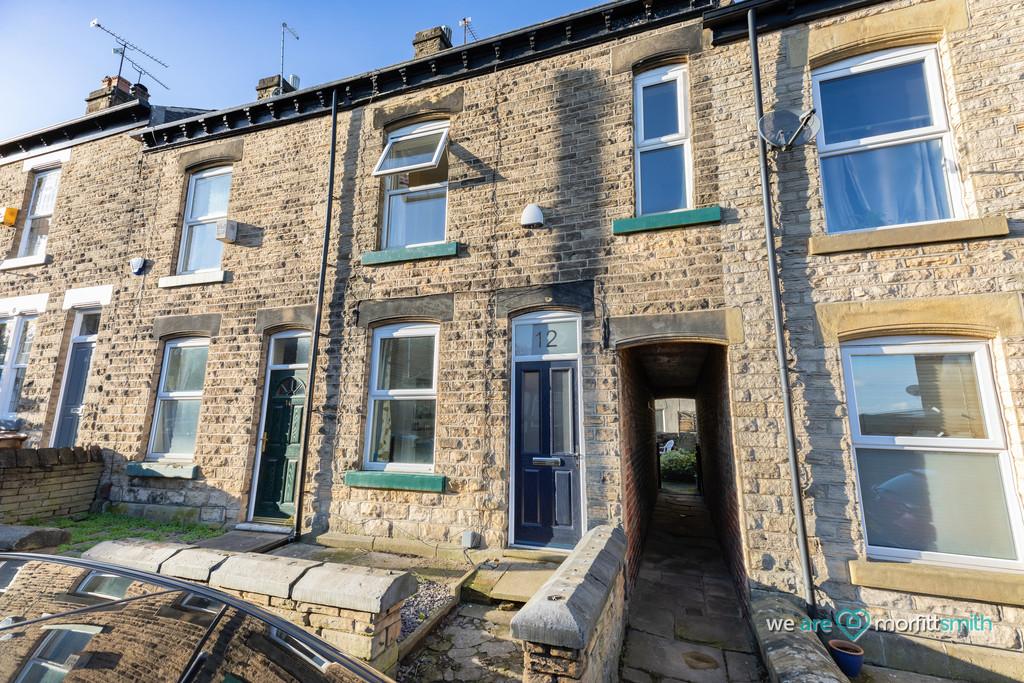 Carr Road, Walkley, S6 2WZ Viewing Essential 3 bed terraced house £