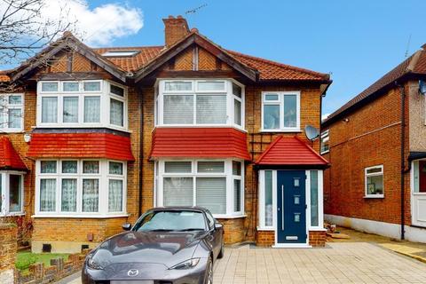 110 Mayfield Gardens, London, W7 3RD
