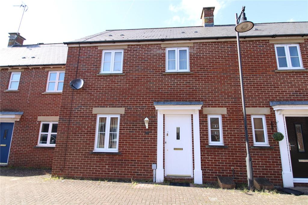 Dunvant Road, Redhouse, Swindon, SN25 3 bed terraced house £245,000