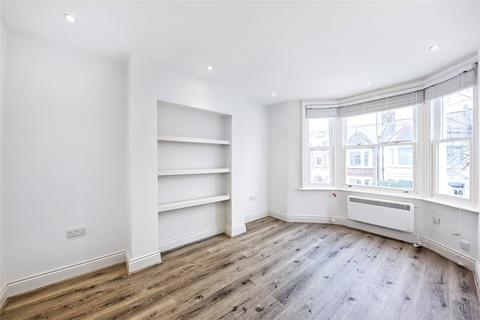 3 bedroom apartment to rent, Rudloe Road, London, SW12