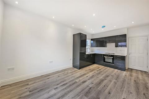 3 bedroom apartment to rent, Rudloe Road, London, SW12
