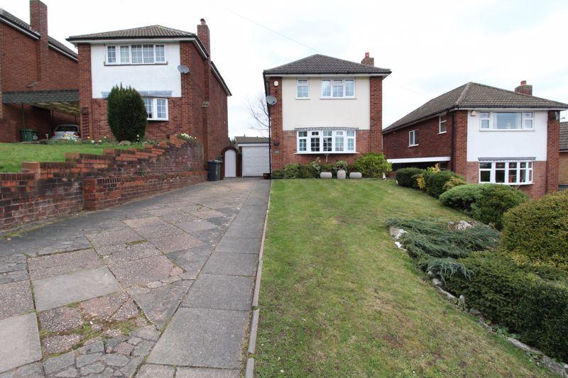 Whetstone Lane, Aldridge, Walsall, WS9 0HH 3 bed detached house £325,000