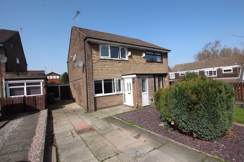 Hartford Avenue, Heywood OL10 4XH 2 bed semidetached house £155,000