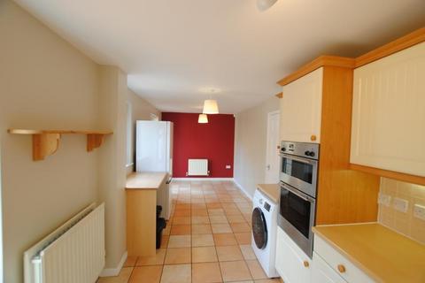 3 bedroom terraced house to rent, Pine Rise, Witney, Oxfordshire, OX28 1EZ