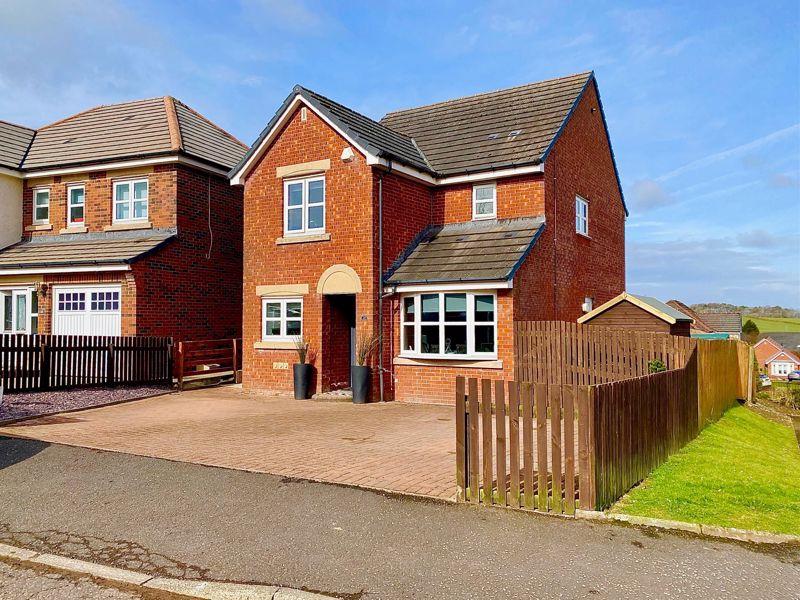 Highpark Road, Coylton 3 bed detached house £180,000