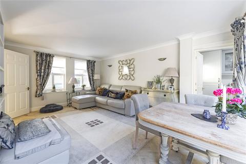 18 Waldo Close, London, SW4 9EY
