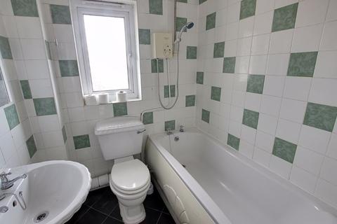 4 Ramsbury Walk, Trowbridge, BA14 0UU