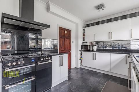 30 Cecil Avenue, Hornchurch, RM11 2NB