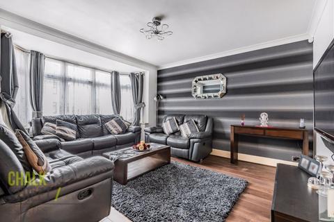 30 Cecil Avenue, Hornchurch, RM11 2NB