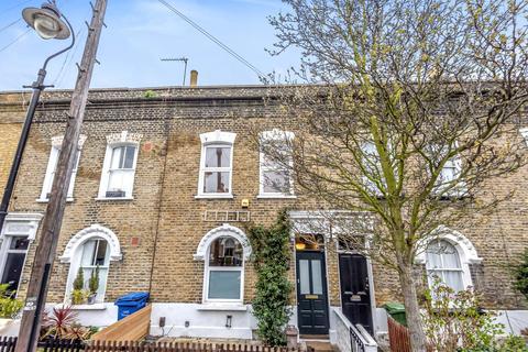 32 Reverdy Road, London, SE1 5QE