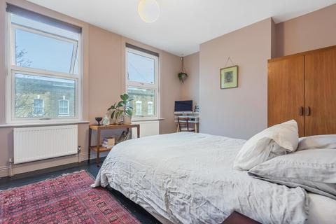 32 Reverdy Road, London, SE1 5QE