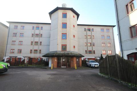 1 bedroom flat to rent, Castile Court, Eleanor Way, Waltham Cross