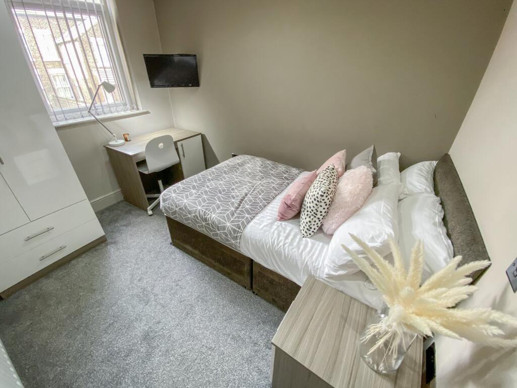 House in Liverpool, Elm Park - View 4