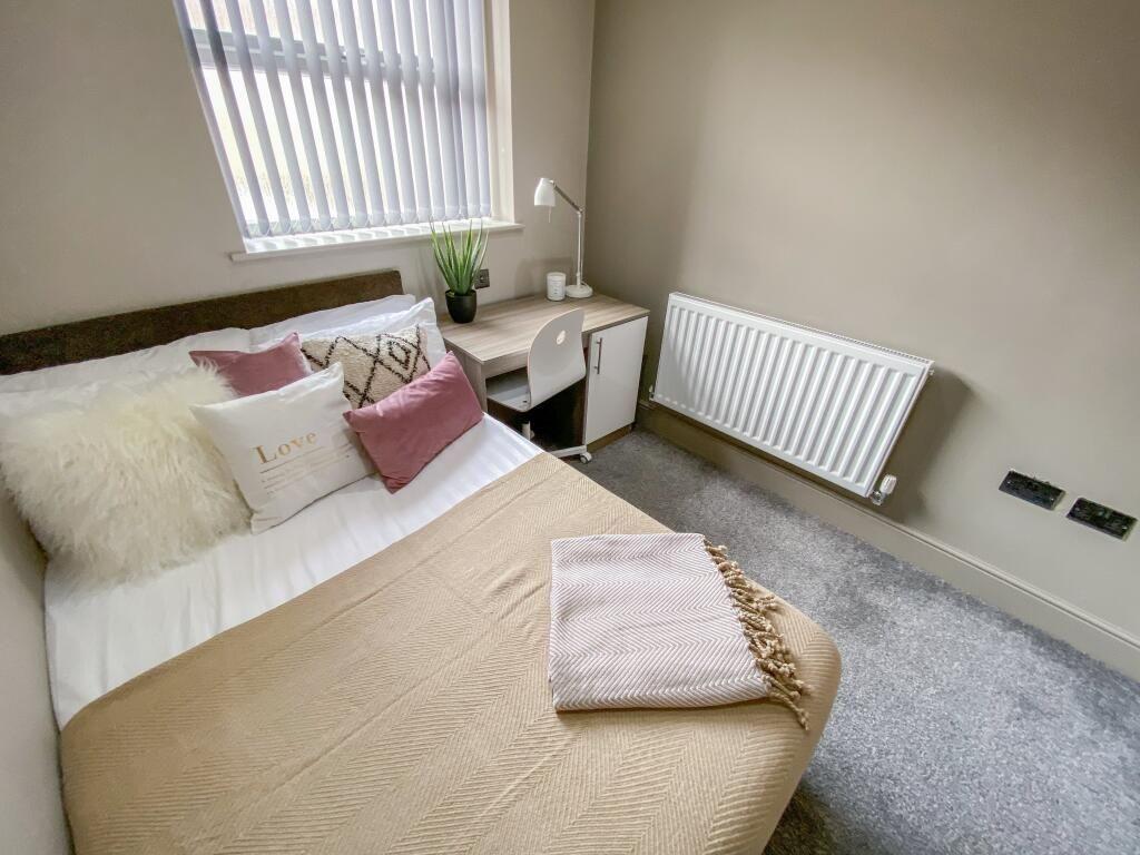 House in Liverpool, Elm Park - More