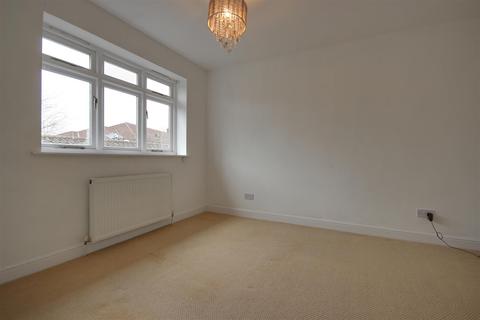 16 Berkshire Close, Beverley, HU17 8UW