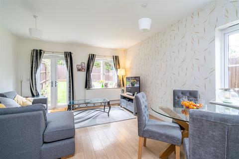 14 Apple Tree Close, High Wycombe, HP13 7PE