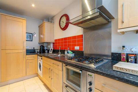 14 Apple Tree Close, High Wycombe, HP13 7PE