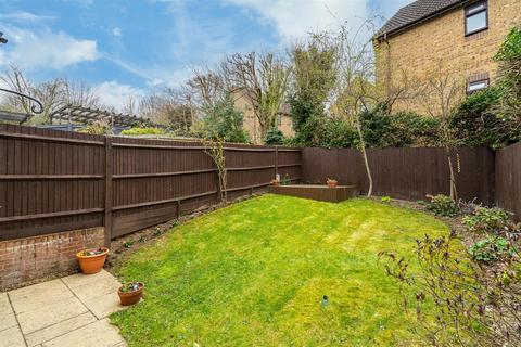 14 Apple Tree Close, High Wycombe, HP13 7PE