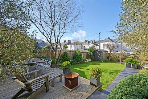 6 The Parade, Truro, TR1 1QE