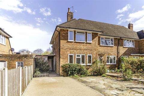 33 Burnet Grove, Epsom, KT19 8HU