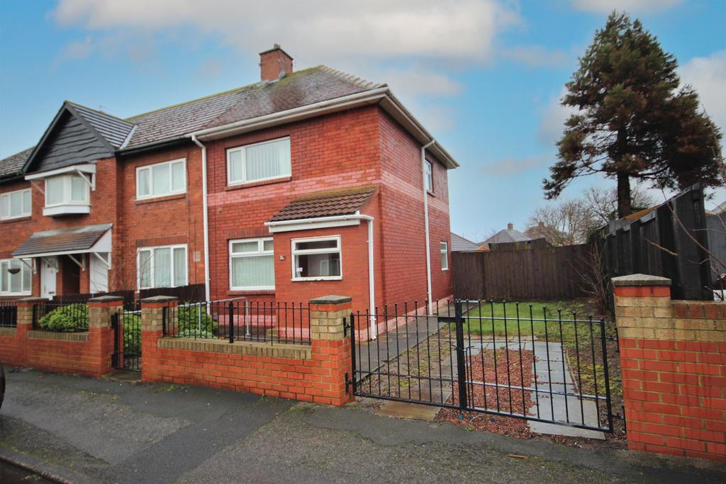 Bruce Crescent, West View, Hartlepool 2 bed end of terrace house £45,000