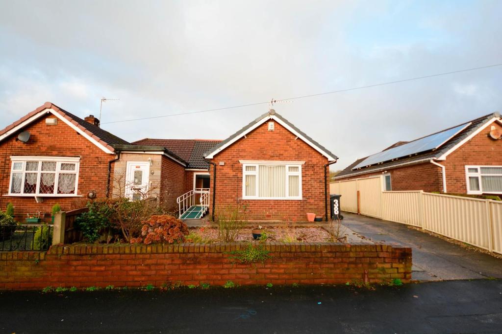 St. Davids Crescent, Aspull, Wigan, WN2 1SN 2 bed semidetached house