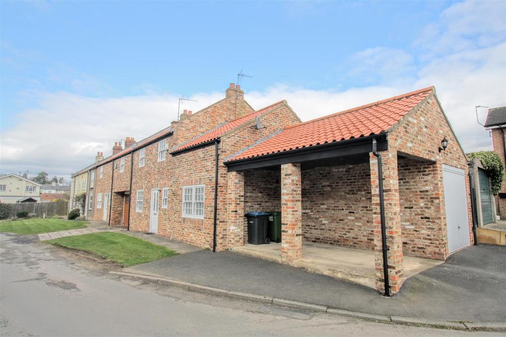 Baker Street, Appleton Wiske, Northallerton 3 bed end of terrace house