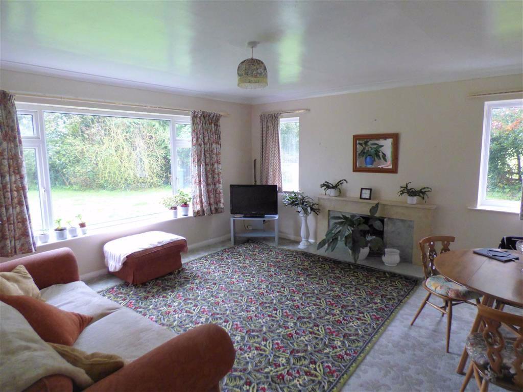 Ings Lane, Covenham St. Mary 2 bed detached bungalow £235,000