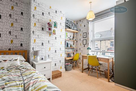 30 Melbourn Road, Sheffield, S10 1NS