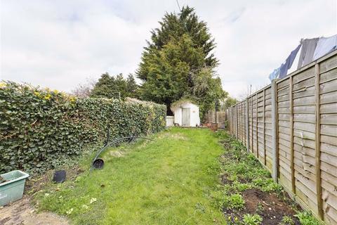 67 Armscroft Road, Gloucester, GL2 0SJ