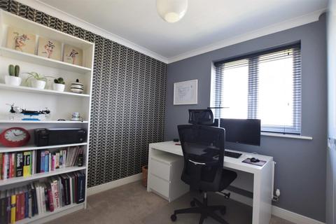 17 Aintree Avenue, Barleythorpe, Oakham, LE15 7TR