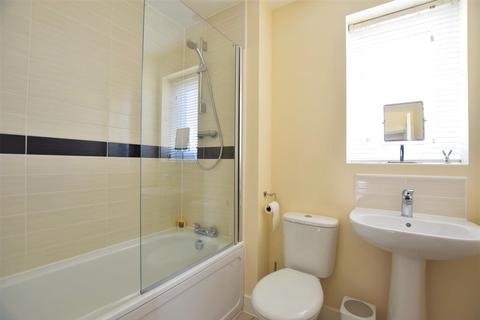 17 Aintree Avenue, Barleythorpe, Oakham, LE15 7TR