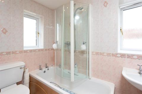 17 Glentilt Terrace, Perth, PH2 0AE