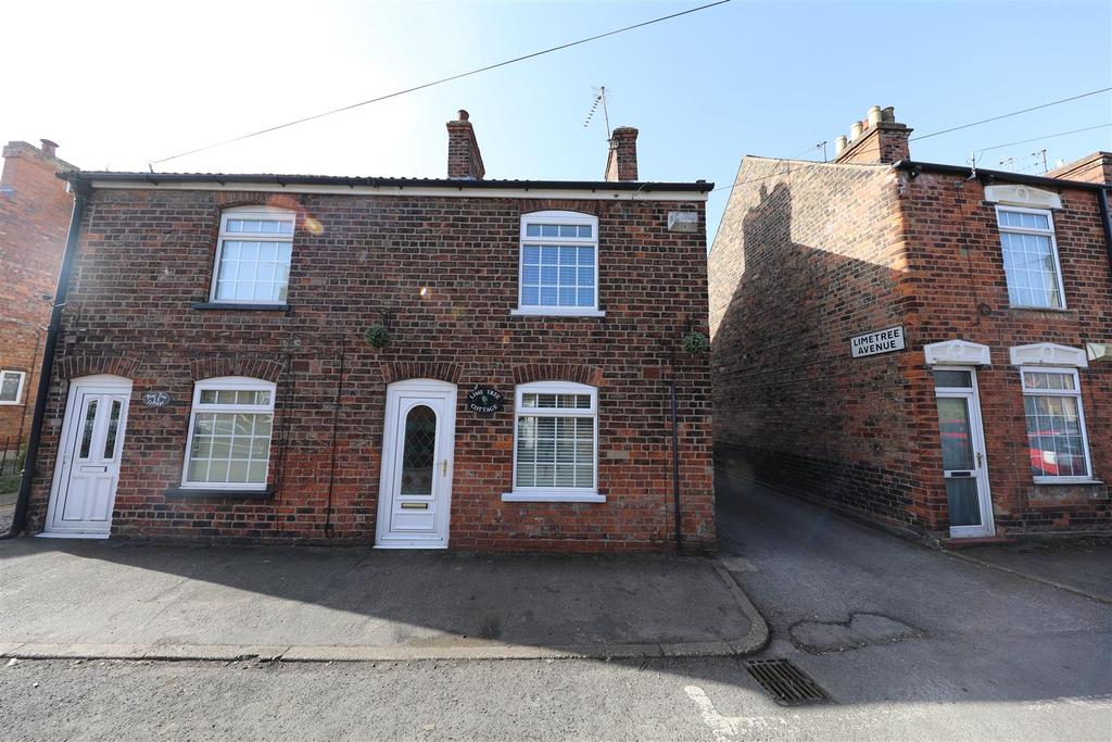 Watson Street, SuttonOnHull, Hull 2 bed semidetached house £115,000