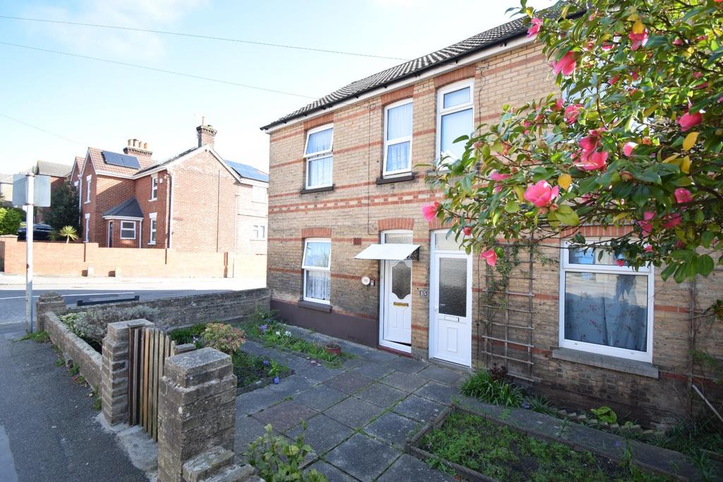 Mansfield Road, Parkstone, Poole 2 bed end of terrace house £255,000