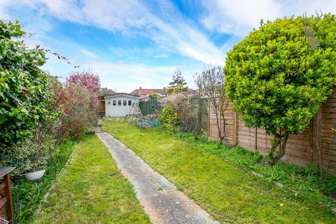 49 Epping Way, London, E4 7PG