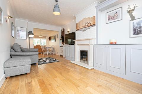 49 Epping Way, London, E4 7PG