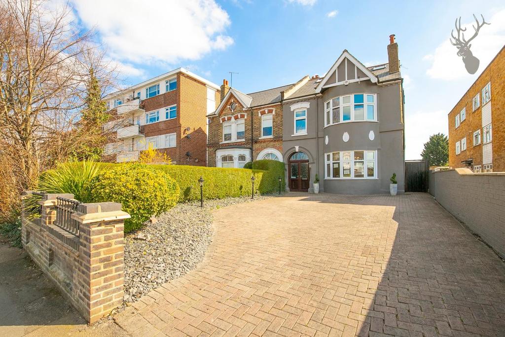 The Ridgeway, London 5 bed house £750,000