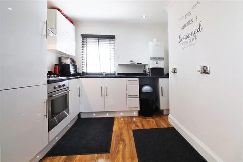 21c Nuxley Road, Belvedere, DA17 5JE