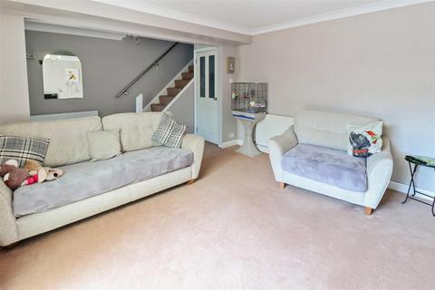 121 Fennells, Harlow, CM19 4RP